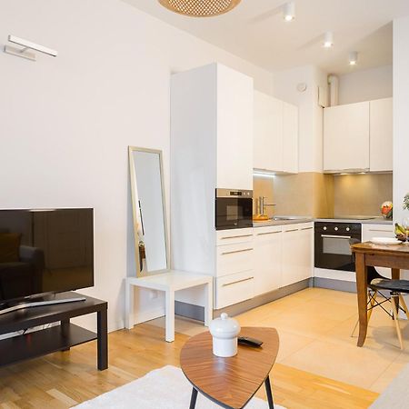 P&O Serviced Apartments Rydygiera Varsovie Extérieur photo